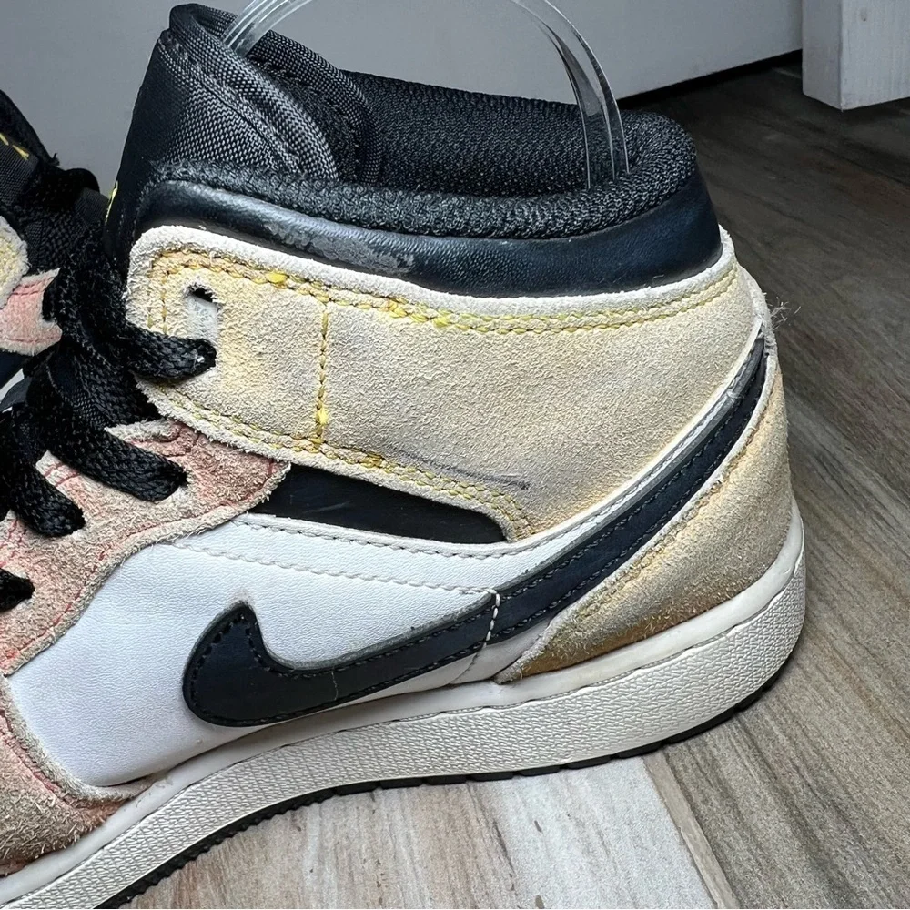 Nike Air Jordan 1 Mid SE GS Shoes ‘Flight Club’ Yellow & Orange Youth 6Y